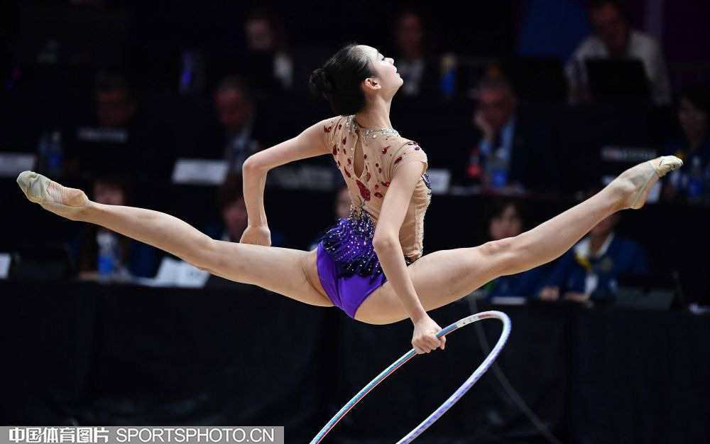 世体：曼奇尼之子向巴萨强烈推荐托纳利，球员可能今夏离队